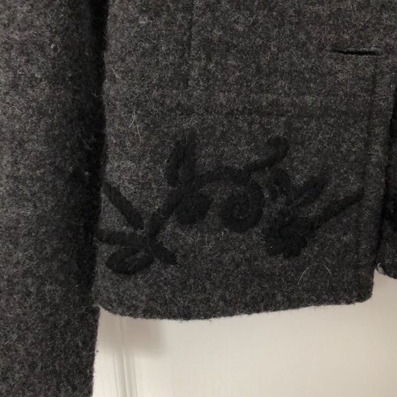 Dressed jacket - Picture 2 of 4